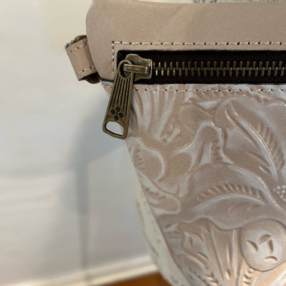 Patricia Nash Shoulder/Crossbody Bag - Picture 2 of 10
